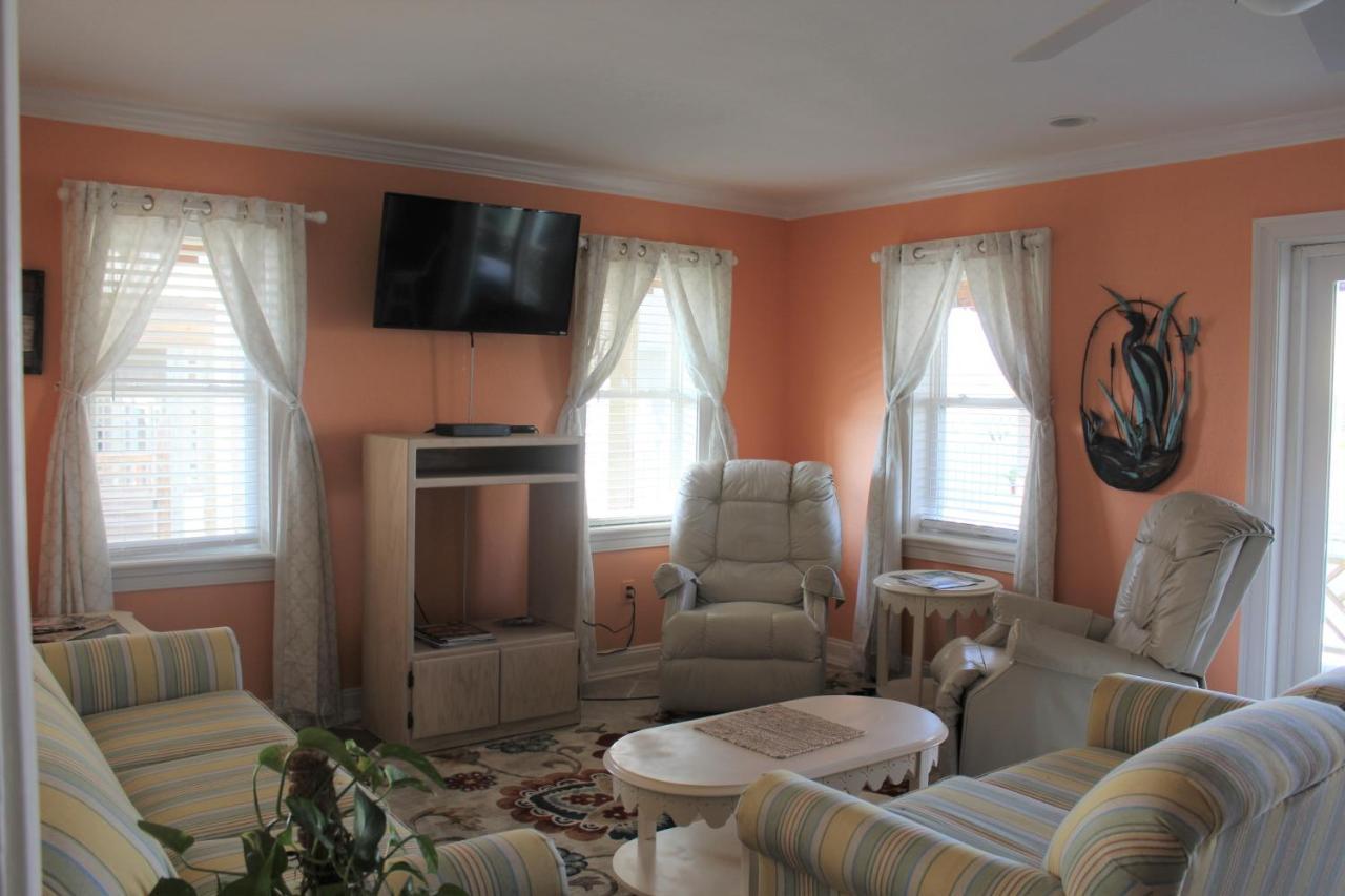 Pierhouse Bed & Breakfast Kill Devil Hills Exterior photo